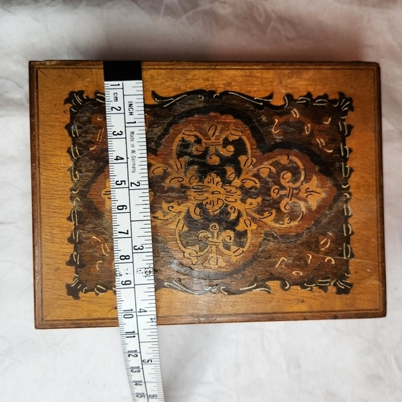 Antique Swiss wooden music box - Picture 11 of 11